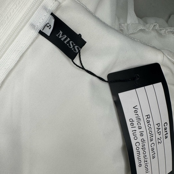 Miss ORD White V-neck Ruffle Hem Vacation Dress Size Small. A37 - Picture 12 of 13